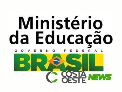 MEC pede a escolas para que cantem o hino nacional e filmem as crianças