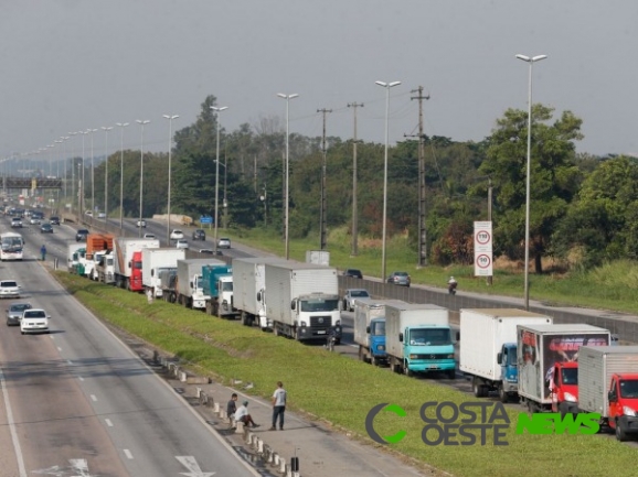 Lideranças dos caminhoneiros negam greve prevista para o dia 30 de março