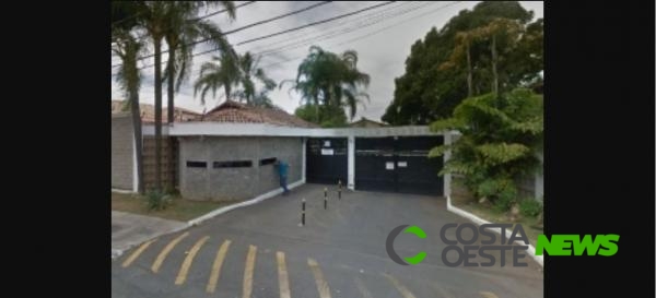 Adolescente mata a avó e guarda corpo por meses em condomínio de luxo