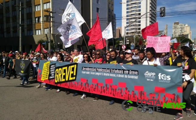 Greve dos professores estaduais completa 1 semana nesta terça-feira (2)