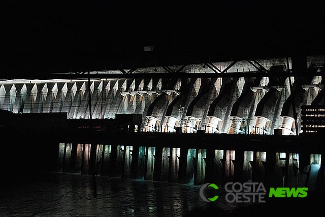 Semana Farroupilha dobra o número de visitantes na Iluminação da Itaipu