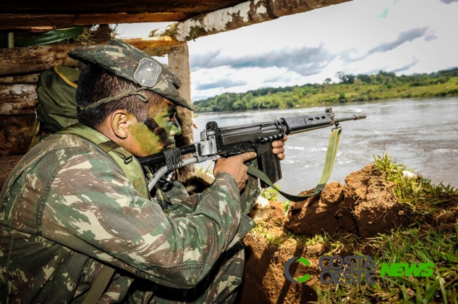 Com a presença de Marito, Exércitos do Brasil e do Paraguai fazem exercício inédito na Itaipu