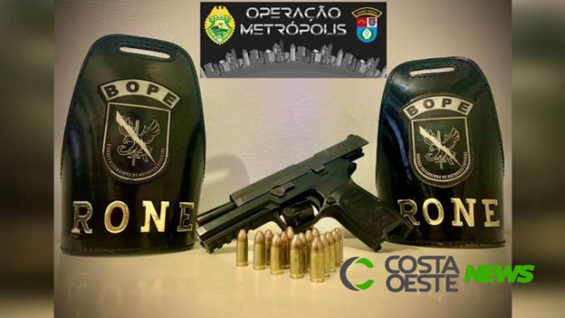 Homem é preso pelo BOPE portando pistola 9mm em Pato Bragado