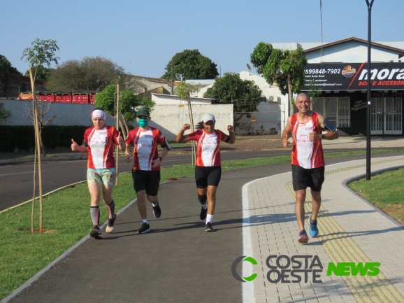 Santa-helenenses participam da Corrida Global Solidária com 6 Horas de prova