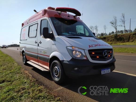 Roda de caminhão se solta e atinge ciclista na BR-467