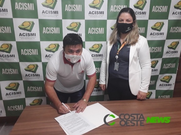 ACISMI e CRESOL renovam parceria