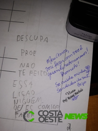 Emocionante: criança pede desculpas ao não ter ajuda na hora da tarefa e postagem viraliza