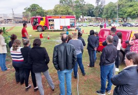 Treinamento de primeiros socorros e combate a incêndio