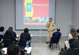 Treinamento de primeiros socorros e combate a incêndio