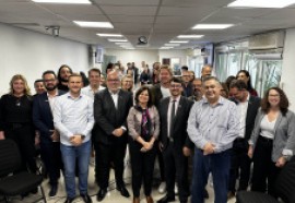 Ministra da saúde em visita ao Paraná