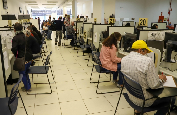 15 mil vagas: Agências do Trabalhador ofertam oportunidades em todo o Estado