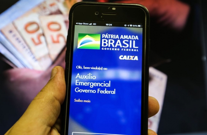 Auxílio emergencial é pago a beneficiários do Bolsa Família com NIS 2