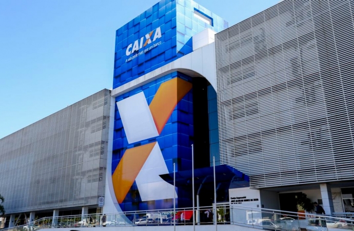 Caixa paga hoje auxílio emergencial a nascidos em maio