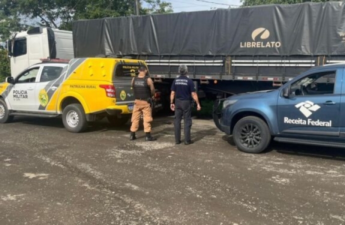 Caminhoneiro é preso na BR-277 transportando 350 mil maços de cigarro do Paraguai