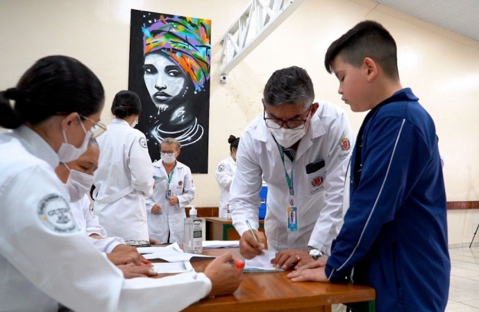 Campanha de vacinação nas escolas do Paraná é prorrogada até o fim de agosto