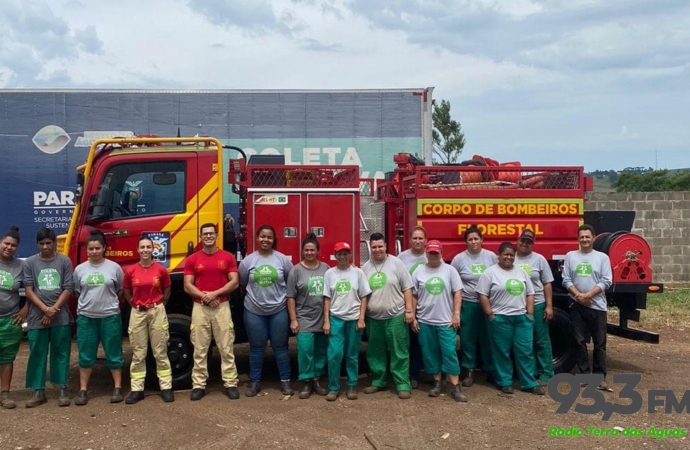 Corpo de Bombeiros de Santa Helena ministra treinamento à agentes da Associação Brilha Diamante