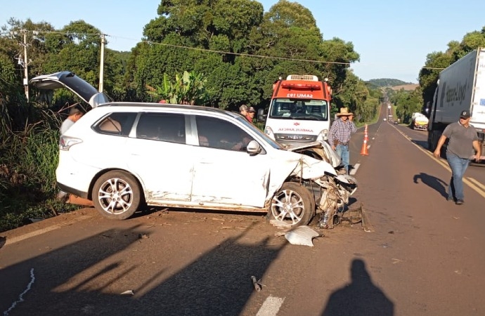 Duas pessoas sofreram ferimentos em acidente no Km 509 da rodovia BR 277