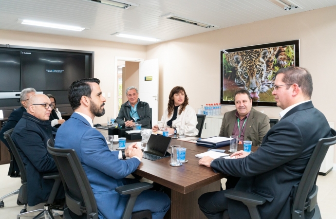 Itaipu recebe equipe da ANA para discutir o I Fórum Latino-Americano de Água