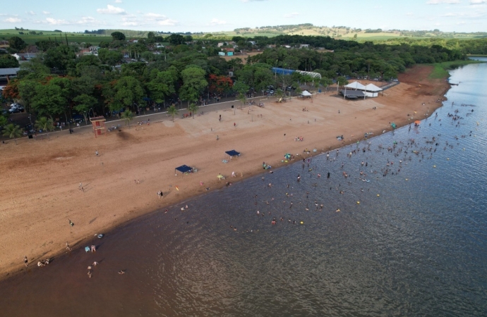 Itaipulândia: Fim de Semana, com as comemorações natalinas, foi movimentado no Balneário Jacutinga