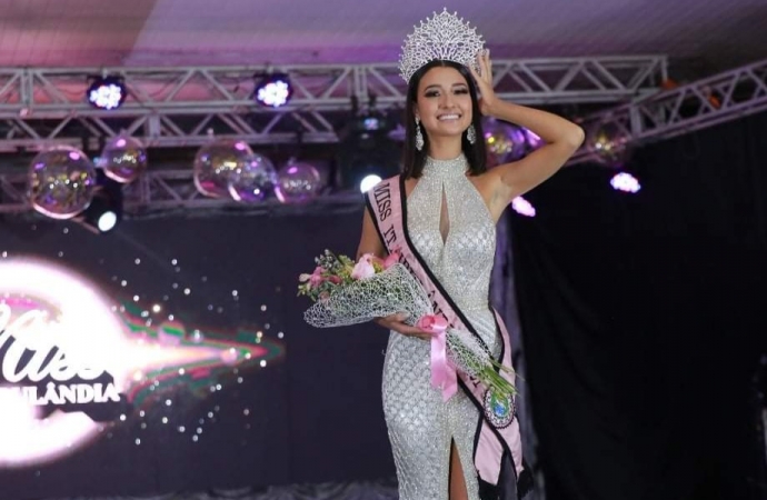 Jéssica Fernanda Codo Berigo é eleita Miss Itaipulândia 2021