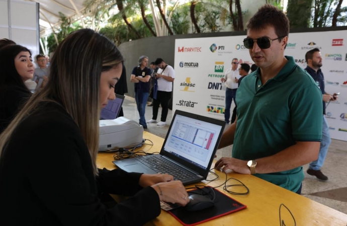 Maior evento de infraestrutura de transportes do País acontece em Foz do Iguaçu