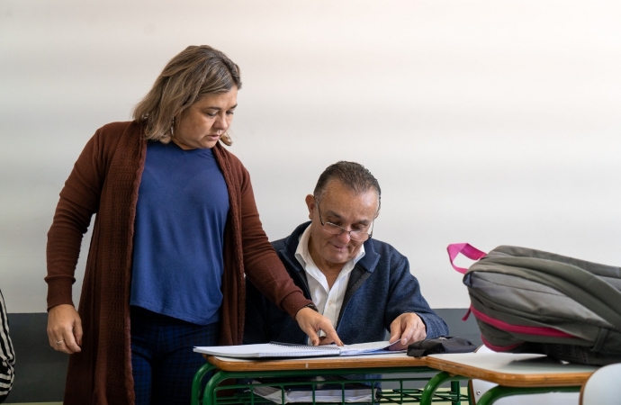 Matrículas para 2º semestre da EJA em escolas da rede estadual terminam nesta terça-feira