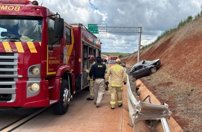 Mulher morre em capotamento na BR-163