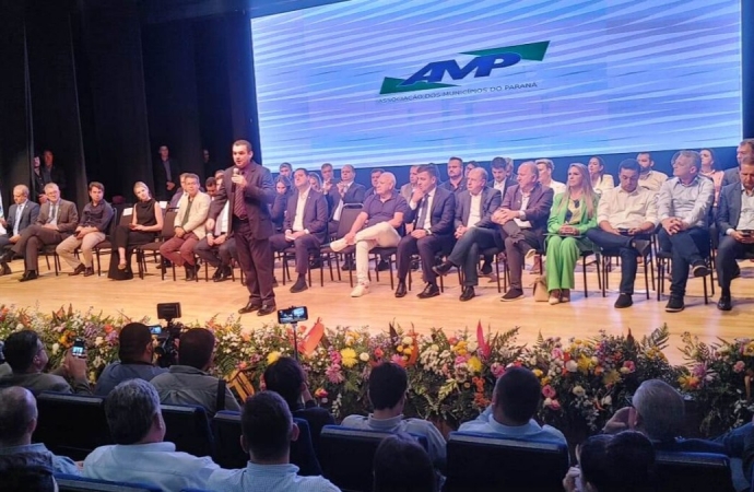 Novo presidente da AMP, Edimar Santos assume compromisso de fortalecer luta pelos municípios do Paraná, ao lado do governador Ratinho Junior