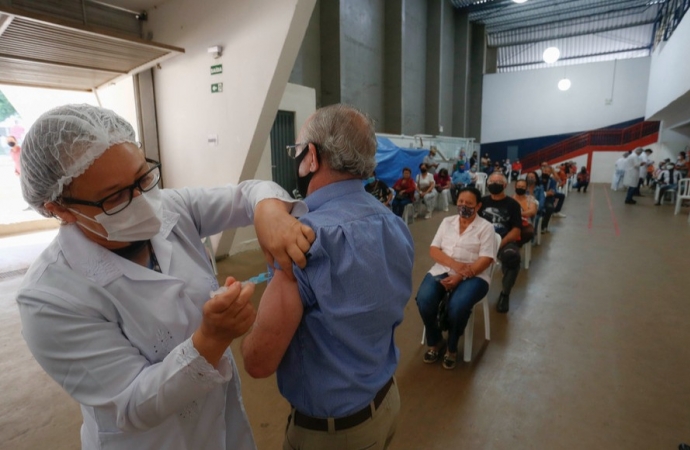 Paraná passará a incorporar no Vacinômetro estadual os dados do sistema federal