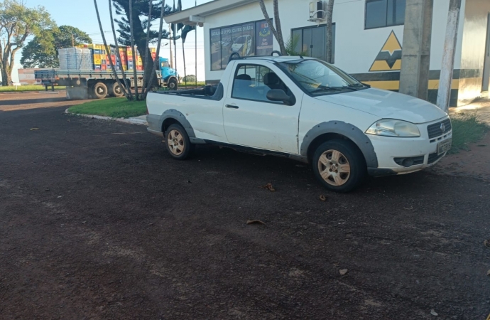 PRE Recupera veículo furtado e prende condutor