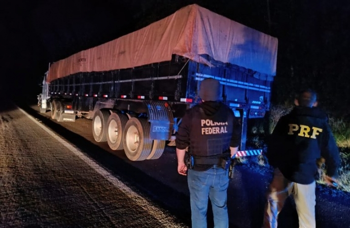 PRF apreende 3 toneladas de maconha em ação conjunta com a PF em Céu Azul