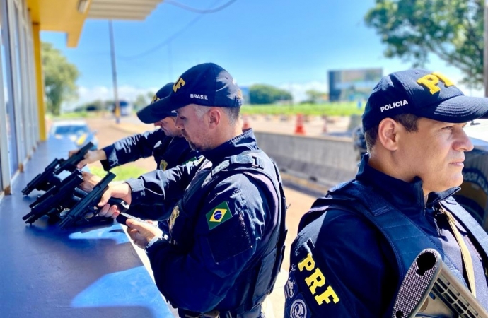 PRF apreende 5 pistolas de origem turca em Santa Terezinha de Itaipu