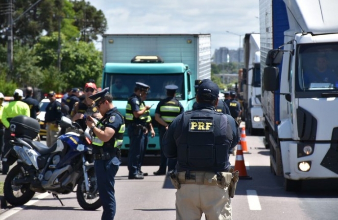 PRF lança a Operação Rodovida 22/23 no Paraná