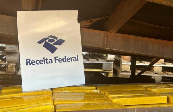 Receita Federal apreende 357 kg de maconha na Aduana da Ponte da Amizade