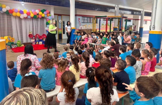 Semana da Criança leva diversão e aprendizado às escolas e CMEIs de Foz do Iguaçu