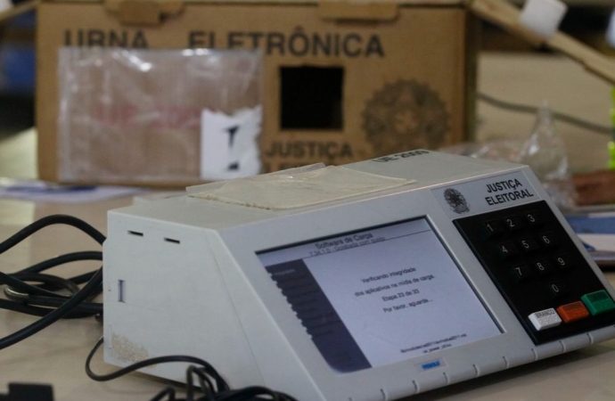 TSE anuncia medidas para fortalecer sistema eletrônico de votação