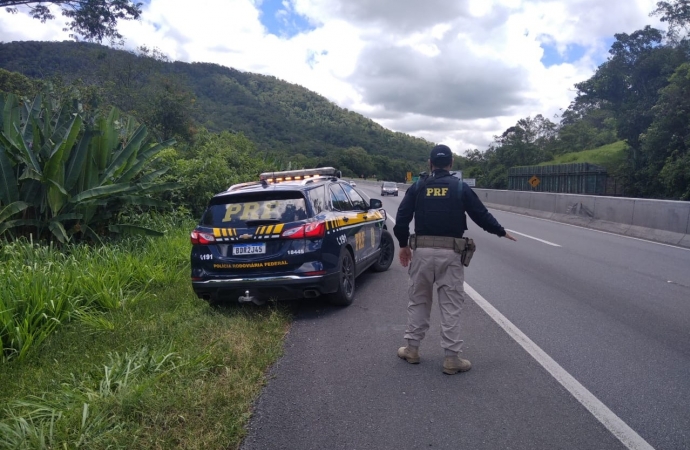 Vai pegar a estrada no feriado: confira as dicas para evitar o tipo mais frequente de acidente atendido pela PRF no Paraná