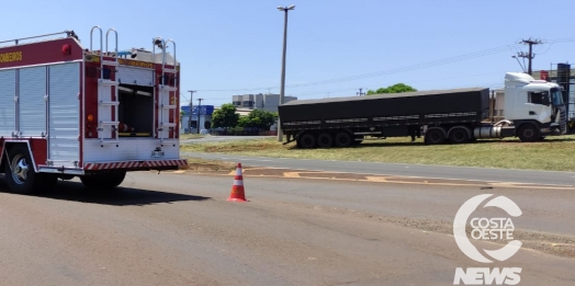 Acidente envolve carreta e carro na BR-277 em São Miguel do Iguaçu