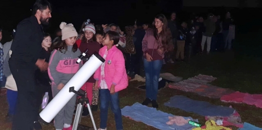 Alunos de escola municipal de Itaipulândia vivem experiência sobre eventos astronômicos