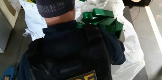 Após fuga em Guaíra, PRF apreende pela segunda vez veículo carregado com maconha