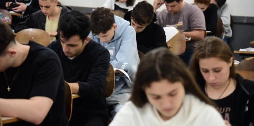 Aqui, sua história tem lugar: as inscrições para o Vestibular 2025 da Faculdade UNIGUAÇU estão abertas!