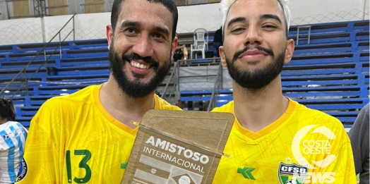 Atletas do Santa Helena Futsal são campeões pela seleção brasileira na Argentina