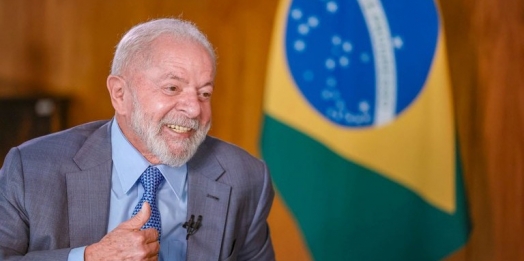 Boletim médico sobre cirurgia cerebral de Lula no Sírio-Libanês