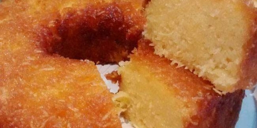 Bolo de mandioca simples