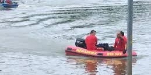 Bombeiros encontram jovem que se afogou na prainha de Santa Terezinha de Itaipu