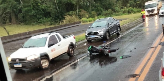 Motociclista morre após colisão frontal na BR-277