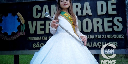 Câmara presta homenagem a Mini Miss que representará São Miguel do Iguaçu no concurso internacional Baby Model World