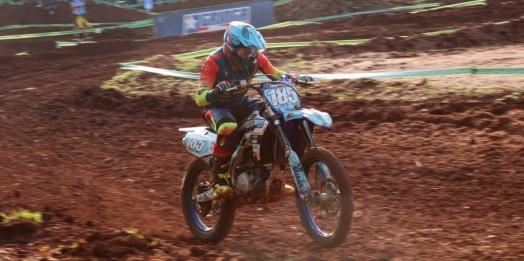 Competidores de todo o Brasil estarão em Santa Helena para etapa paranaense de motocross