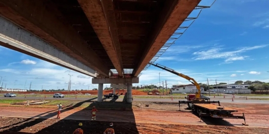 Construção de viaduto da BR-277 interdita outra marginal no Oeste do Paraná