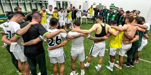 Coritiba quebra jejum de 130 dias, vence o Goiás e dá primeiro passo no Brasileirão após 13 rodadas